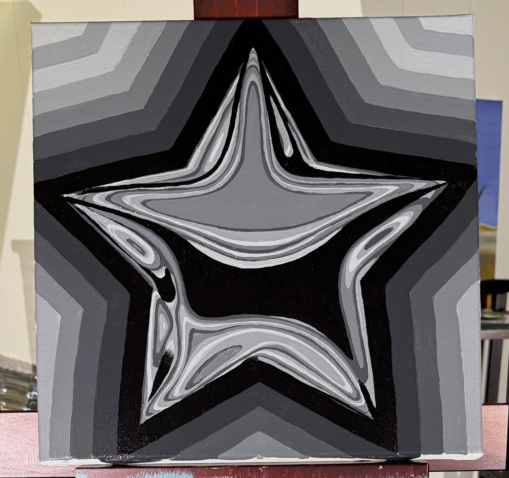 Grayscale Iridescent Star